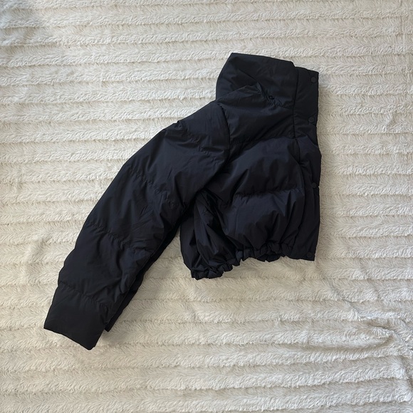 lululemon athletica Black Puffer Jacket - Picture 7 of 16